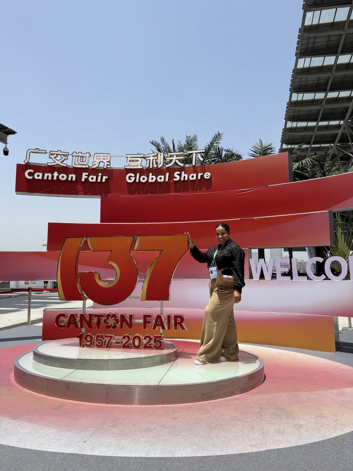 Tâmara at Canton Fair 137